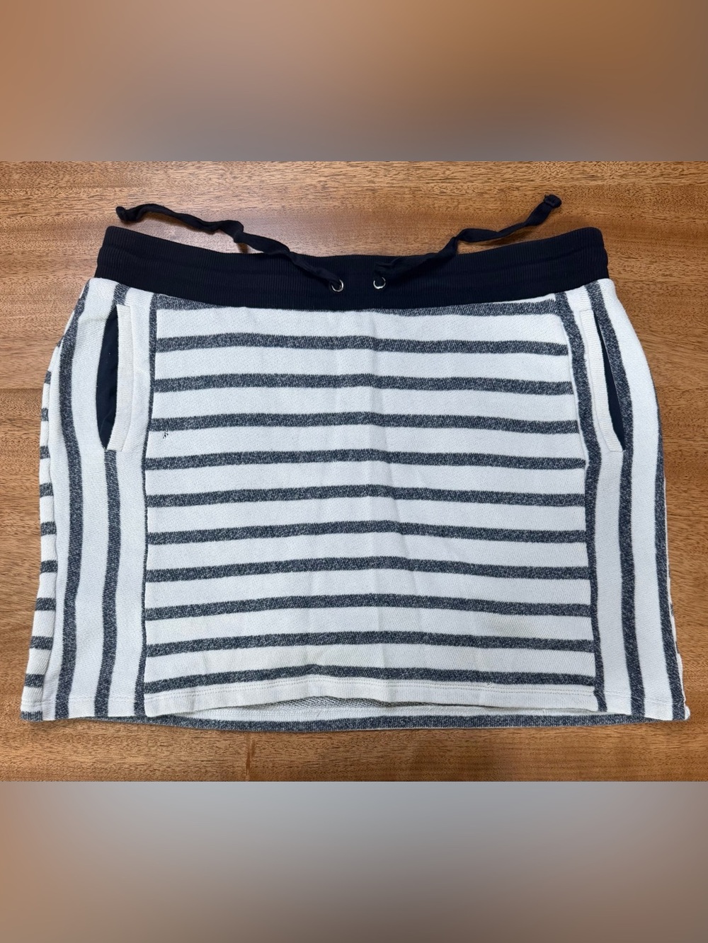 Jones New York - Women’s Skort | Black & White | Size XL
